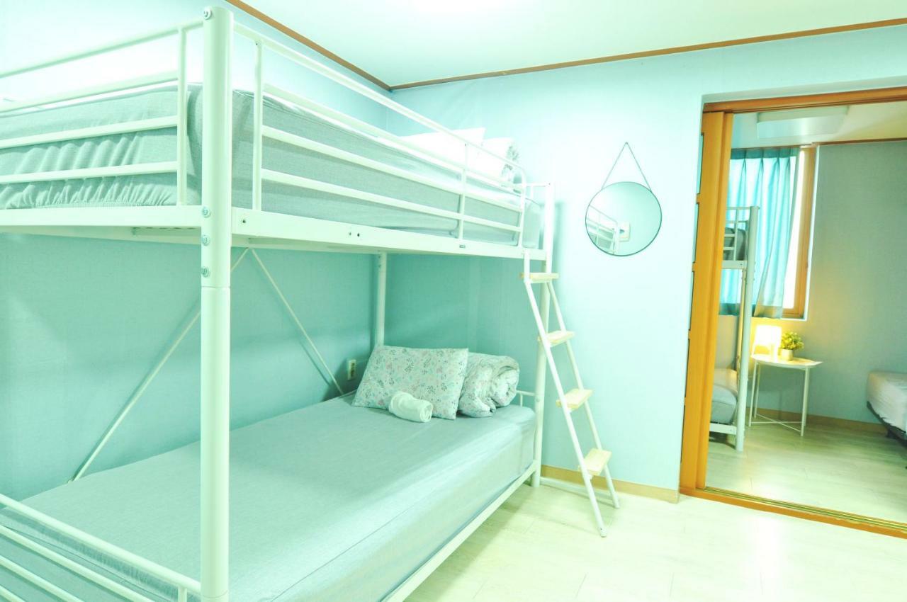 Myeongdong Rooftop Hostel Seul Quarto foto