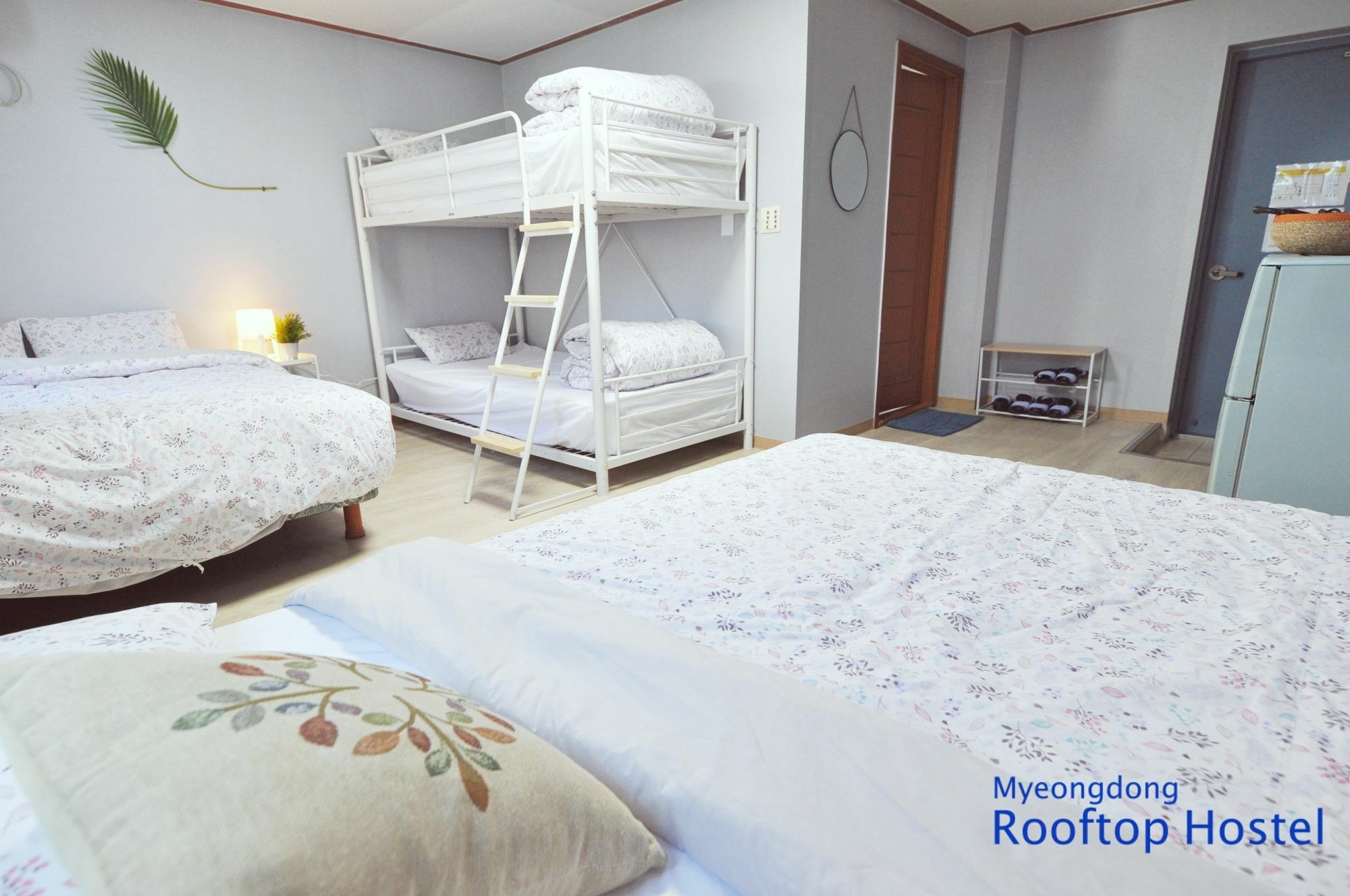 Myeongdong Rooftop Hostel Seul Exterior foto